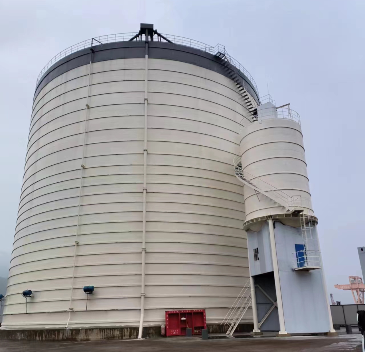 日土10万吨水泥钢板库